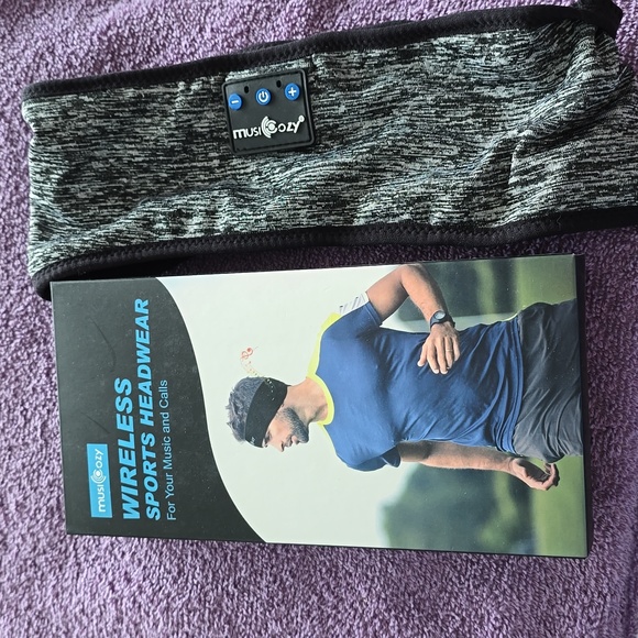 Wireless sports headgear Musicozy for music and calls like earbuds but headband - Picture 4 of 5